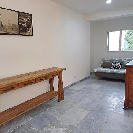 Apartment T3, 8 Couchages, Grande Terrasse, Vue Mer, Parking Prive La Ciotat